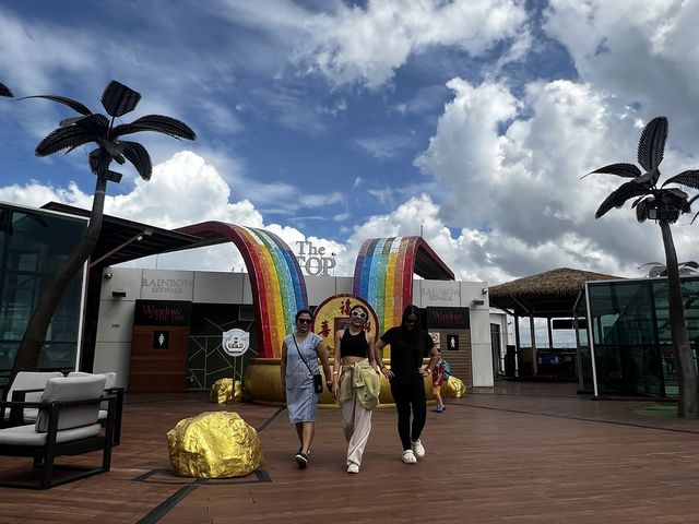 ชวนก๊วนชม Skywalk บนตึกที่สูงที่สุดในเกาะปีนัง