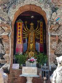 ขอพรความรัก การเงิน การเงิน ที่วัดโลกโมฬี เชียงใหม่