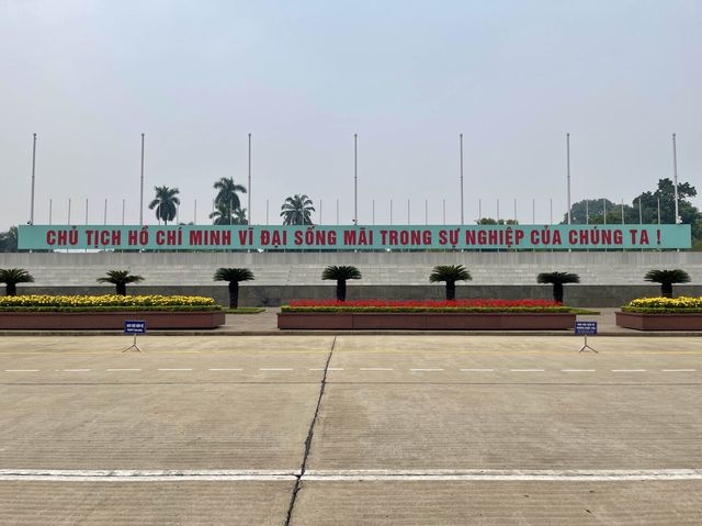 สุสานโฮจิมินห์ (Lăng Chủ tịch Hồ Chí Minh) 🇻🇳