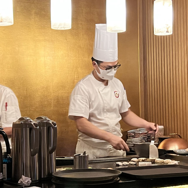 🍽️ 香港板神鐵板燒：高級日本餐廳