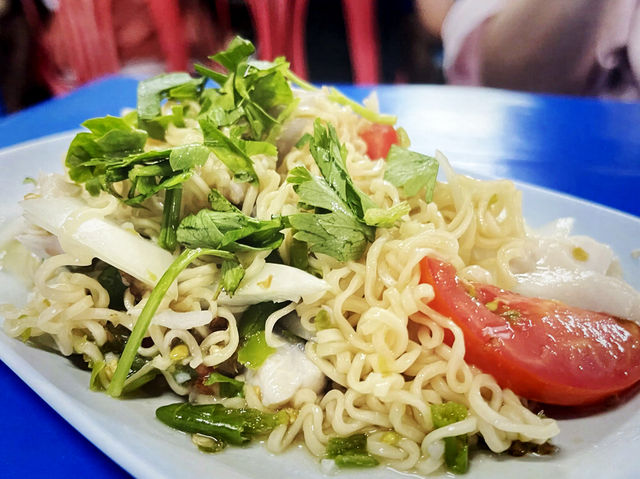 泰國芭堤雅 Koh Si Chang Fish Congee ข้าวต้มปลาเกาะสีชัง