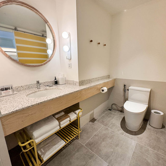 โรงแรมติดหาด The Standard Huahin