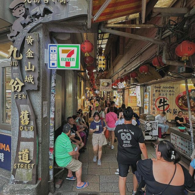 Enchanting Allure of Jiufen Old Street 