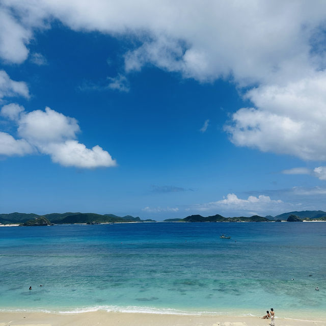 【沖縄】海が美しすぎる離島。本島からフェリーで50分！
