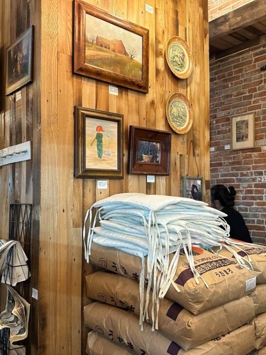 New York Bagelous Museum 