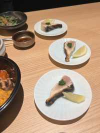 焼うおいし川 六本木凜華樓：超值套餐，驚喜甜品！💥