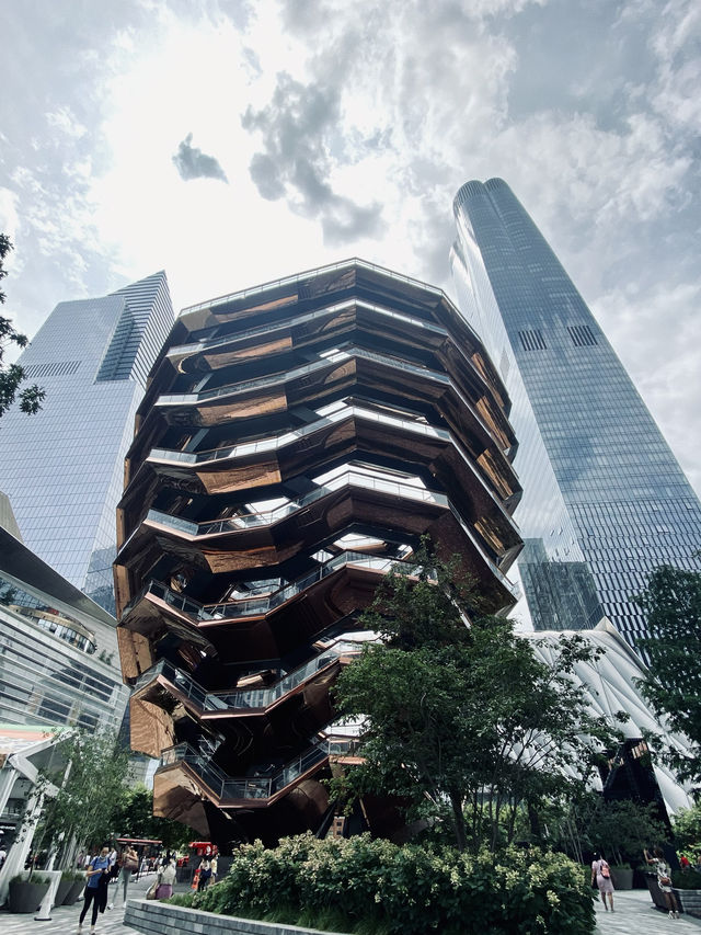 แนะนำเส้นทางเดินจาก The Vessel ถึง Little Island