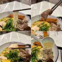 真材實料熬製湯底．湯麵飯款式配搭多