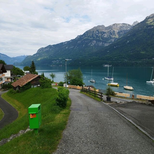 lake brienz swiss