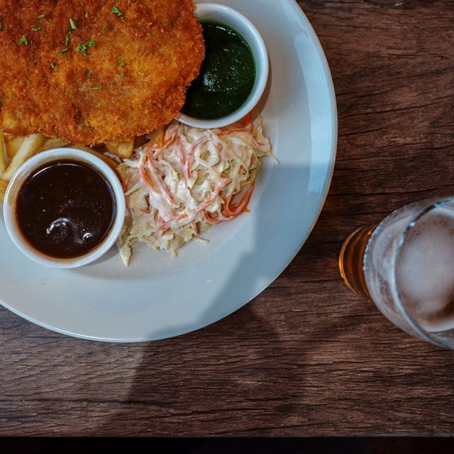 맛있는 음식에 뷰까지 더해져 더 매력적인 그레이트 레이크 호텔 레스토랑