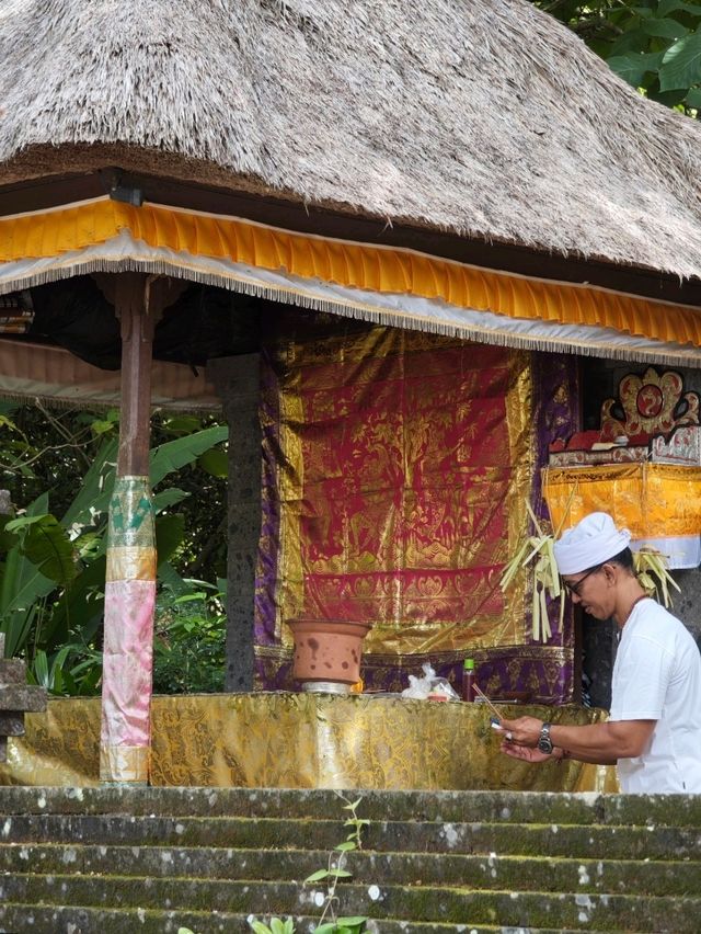 Morning Blessings at Revīvō 