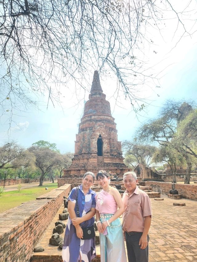 เเต่งชุดไทยไปวัดไชย🙏🙏