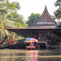 รีวิว ตลาดน้ำดำเนินสะดวก ล่องเรือชมตลาด