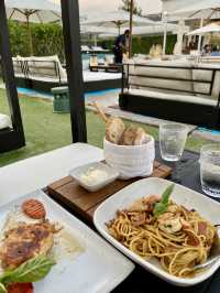 Oceanside Beach Club & Restaurant