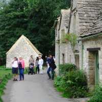 Bibury Village 