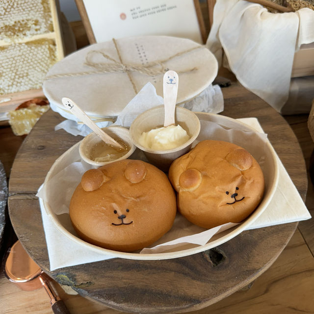 可愛すぎる！くまちゃんパン専門店🐻
