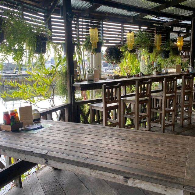 คาเฟ่บรรยากาศดี