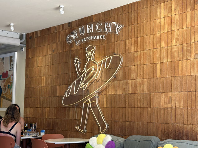 Crunchy บนเกาะพีพี