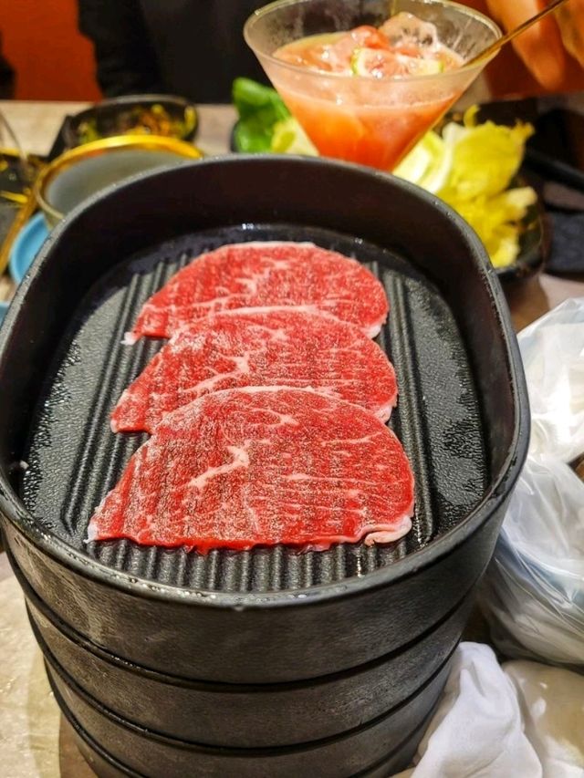 【臺中】若你是吃鍋的愛好者，嚮辣無疑是你不能錯過的美食體驗
