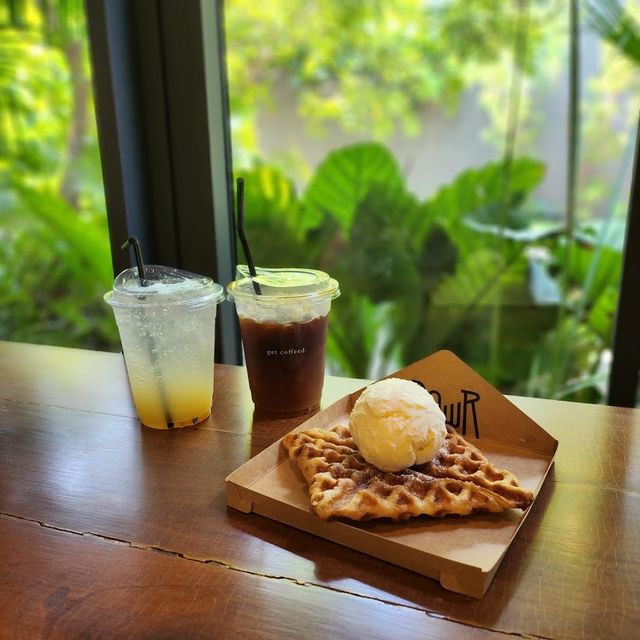 RAWR Cafe • Phra Khanong, Bangkok