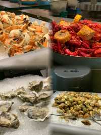 Feast Fit for a King: Indulging at Bacchanal Buffet in Caesar's Palace