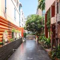 โรงแรมใกล้หาดห่างแค่ถนนกั้น