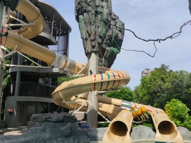 เที่ยวสวนน้ำ Space Pattaya 