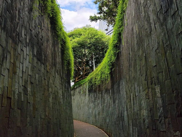 Fort Canning Tunnel แนวธรรมชาติ