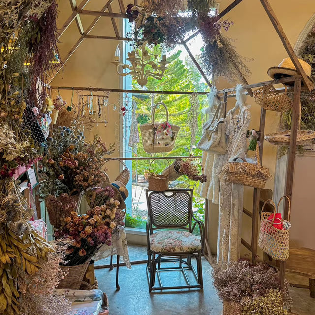 Chuen Floralhome cafe💐⛲️