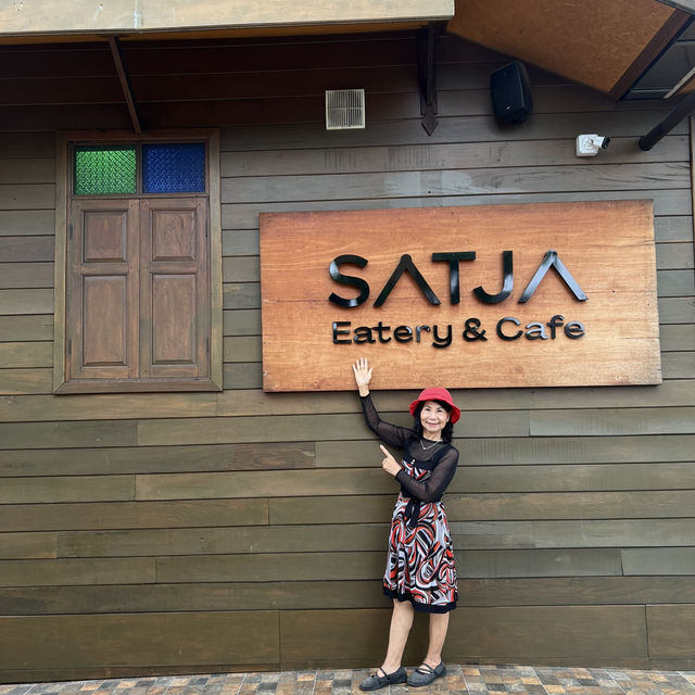 SATJA - Eatery & Cafe คาเฟ่ลับ ที่ต้องมาเยือน 🏕️
