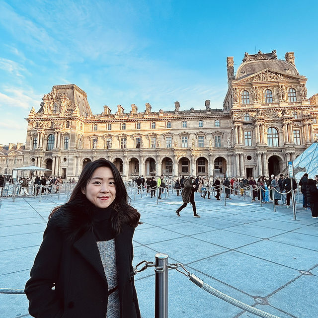 The Magnificent Louvre Museum💕😭😭