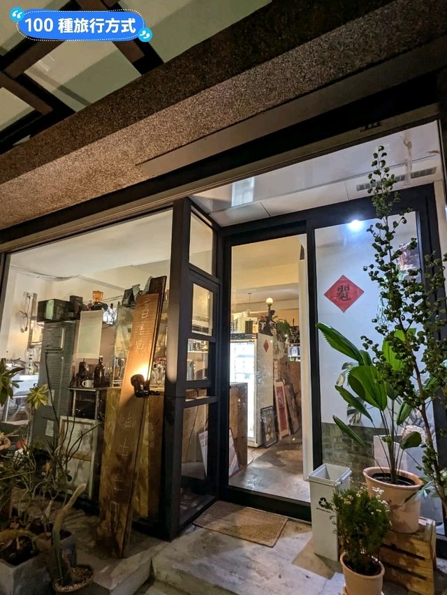 台南人氣千層蛋糕，若不預訂現場有位也吃不到：小滿