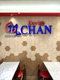 シンガポール　シンガポール観光　Soya Sauce Chicken Noodleは世界一安いMichelin飯！