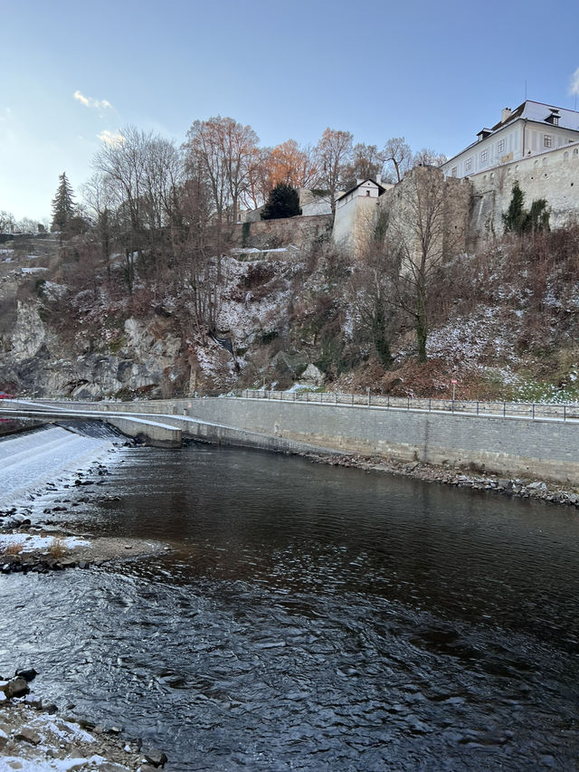 潔白的庫倫洛夫Český Krumlov