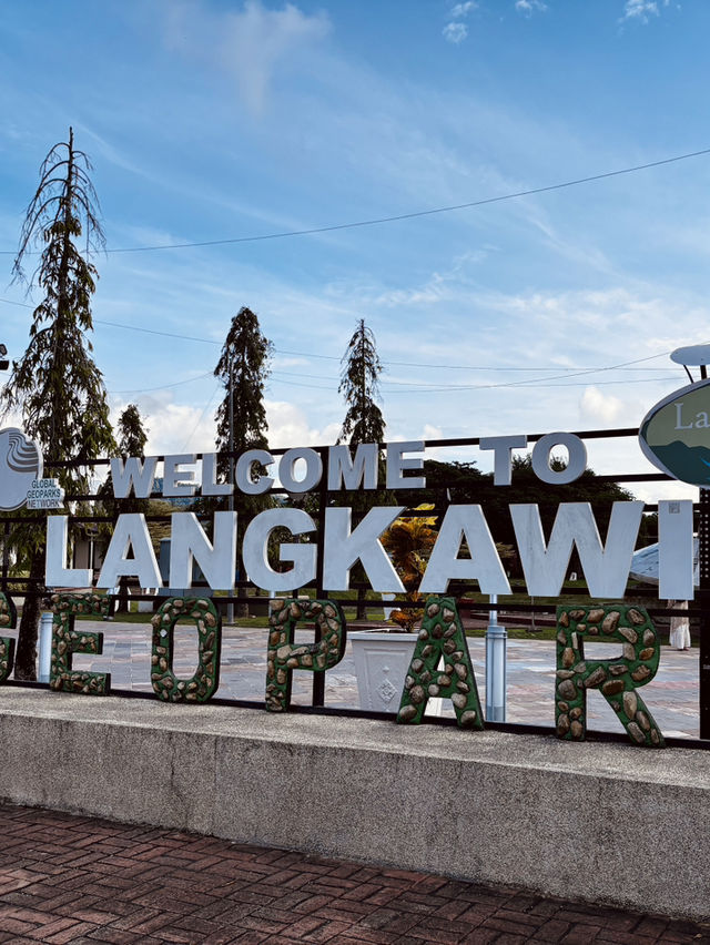 "Discover the Beauty of Langkawi Geopark and Its Majestic Eagles"