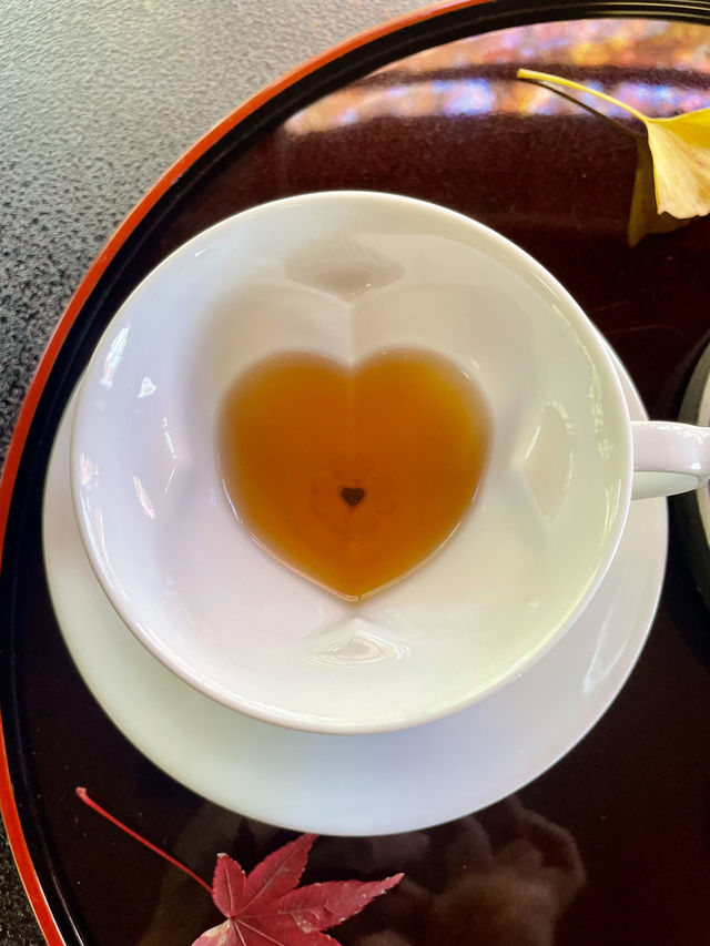 【朝倉カフェ】紅葉を楽しめる隠れ家のようなカフェ