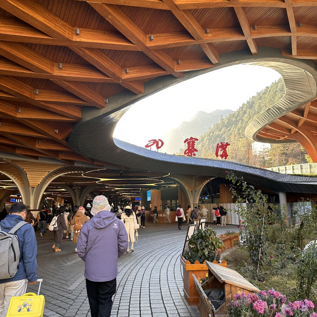 Day Trip Itinerary in Jiuzhaigou