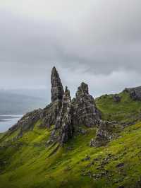 Sheep, Castles, and Kilts: The Ultimate Road Trip Through Green Scotland 