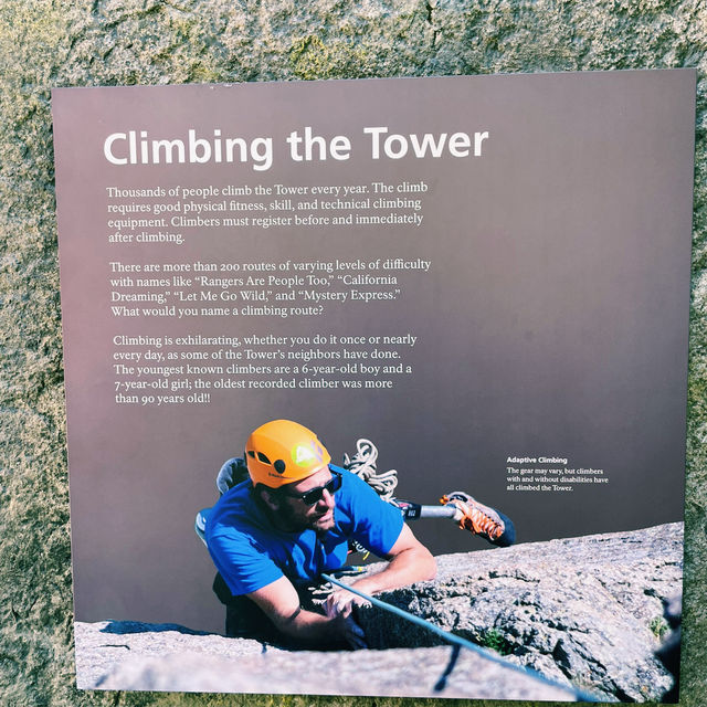 Exploring Devils Tower in Wyoming: A Natural Wonder You Can’t Miss 🇺🇸