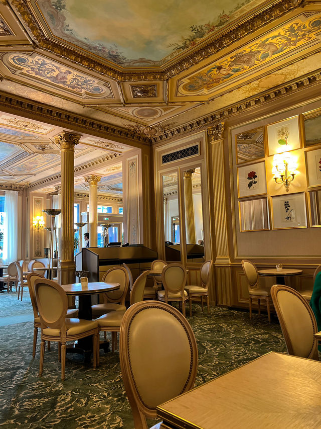 Café de la Paix in Paris🇫🇷