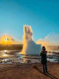 冰島黃金圈景點｜Strokkur Geysir史托克間歇泉，每10分鐘噴發一次