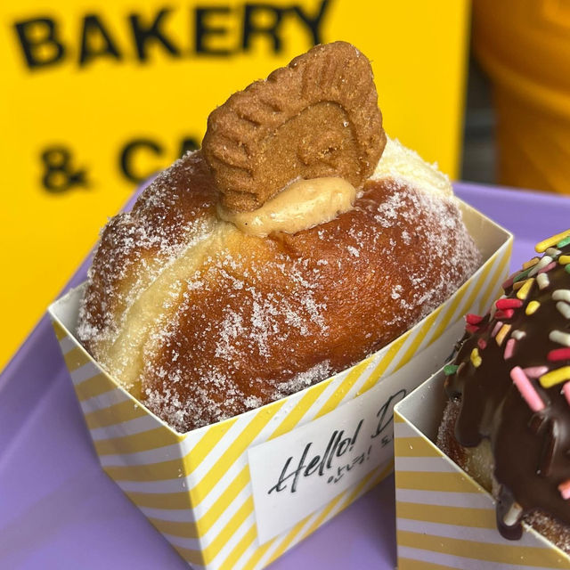 Cute donuts shop in Shin-Okubo🍩