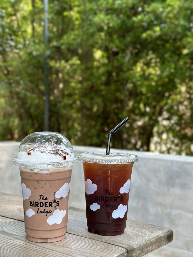 คาเฟ่เขาใหญ่ ไวบ์ต่างประเทศ 🍃