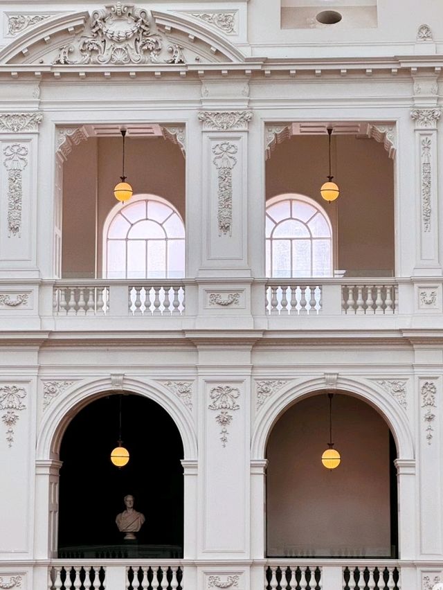 Discover the Beauty of State Library Victoria in Melbourne