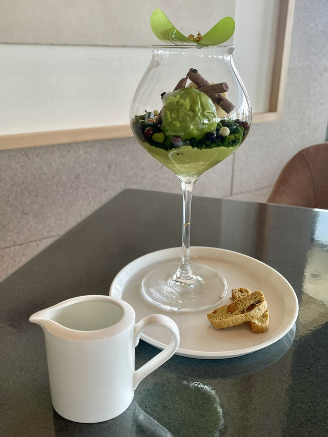 【福岡カフェ】芸術作品のようなパフェが食べれるよ