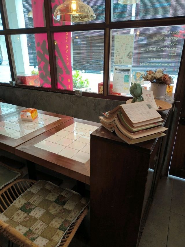 Relax, Dine, and Unwind in Style