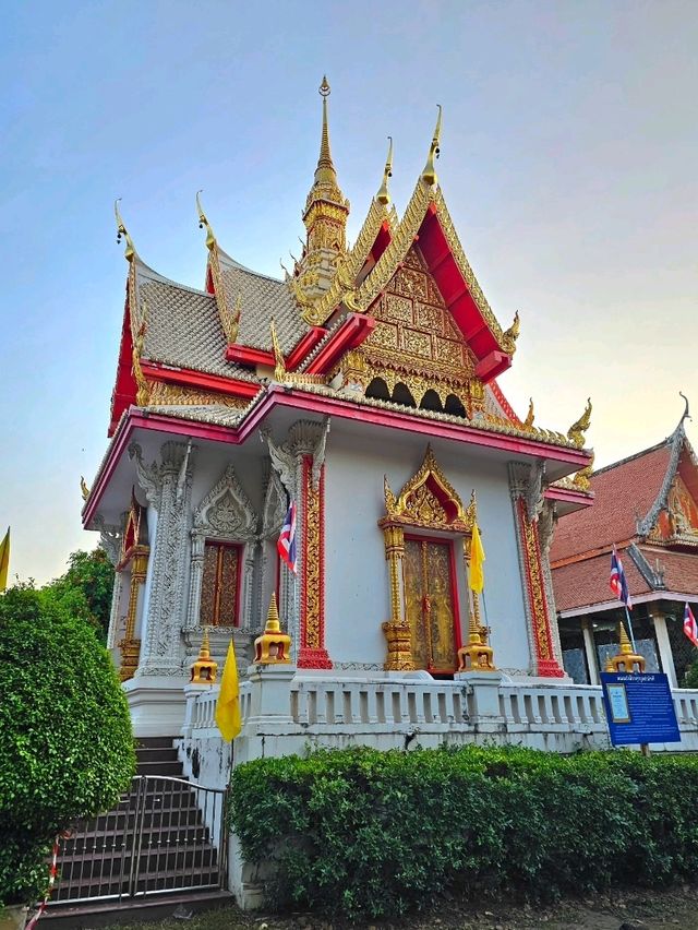 วัดราชบูรณะ พิษณุโลก: วัดเก่าแก่คู่เมืองสองแคว