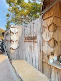 HAKUNA คาเฟ่เกาะล้าน
