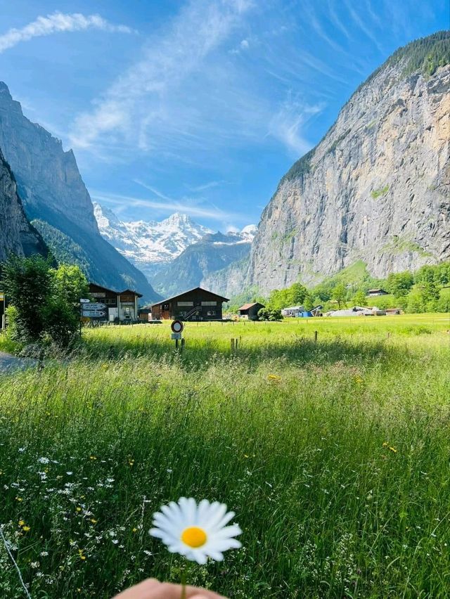 Lauterbrunnen: A Swiss Alpine Paradise