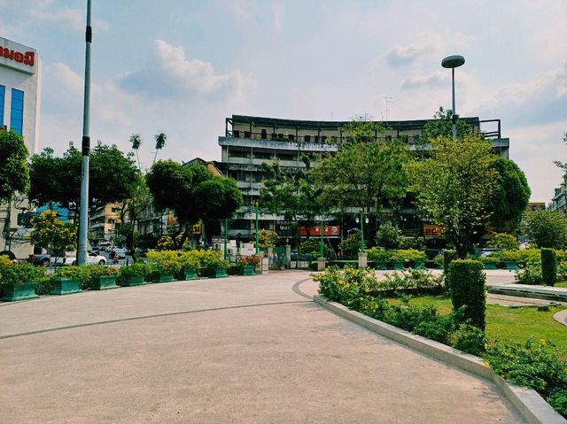泰國曼谷市中心湄南河畔唐人街著名環島噴泉⛲公園景點：22 July Roundabout，適合打卡拍照📸親子遊